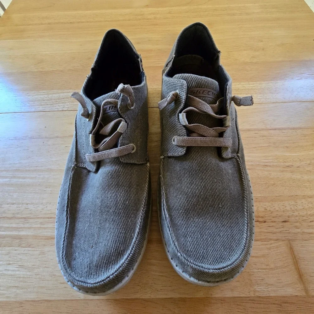 Skechers Relaxed Fit Loafers Men Taupe Brown Air-Cooled Memory Foam Moc Toe Shoe